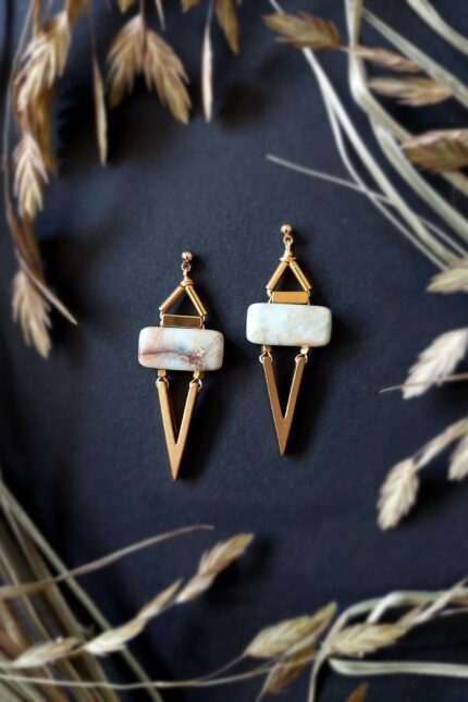 Kõrvarõngad jaspise ja hematiidiga