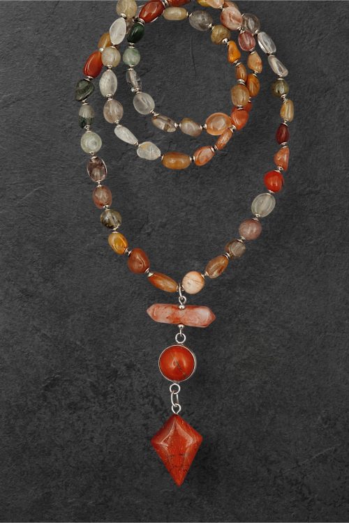 Kaelaehe punase jaspisega